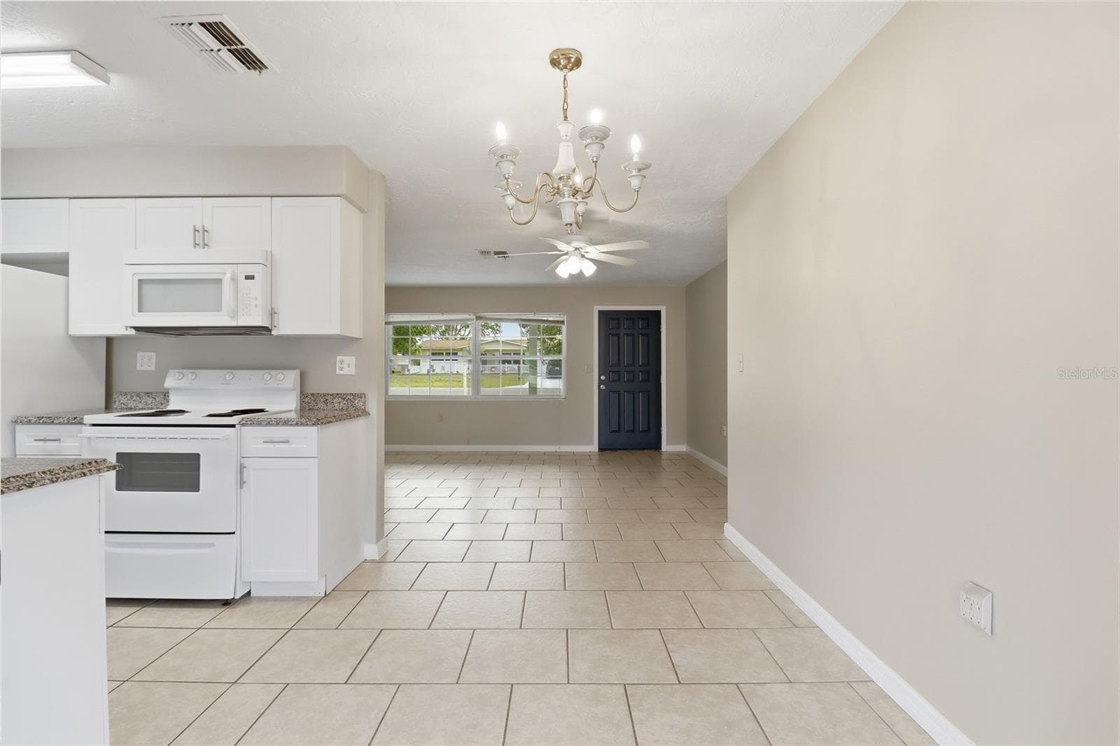 Single Family Residence at 38 REGINA BLVD, BEVERLY HILLS, photo 18 of 46