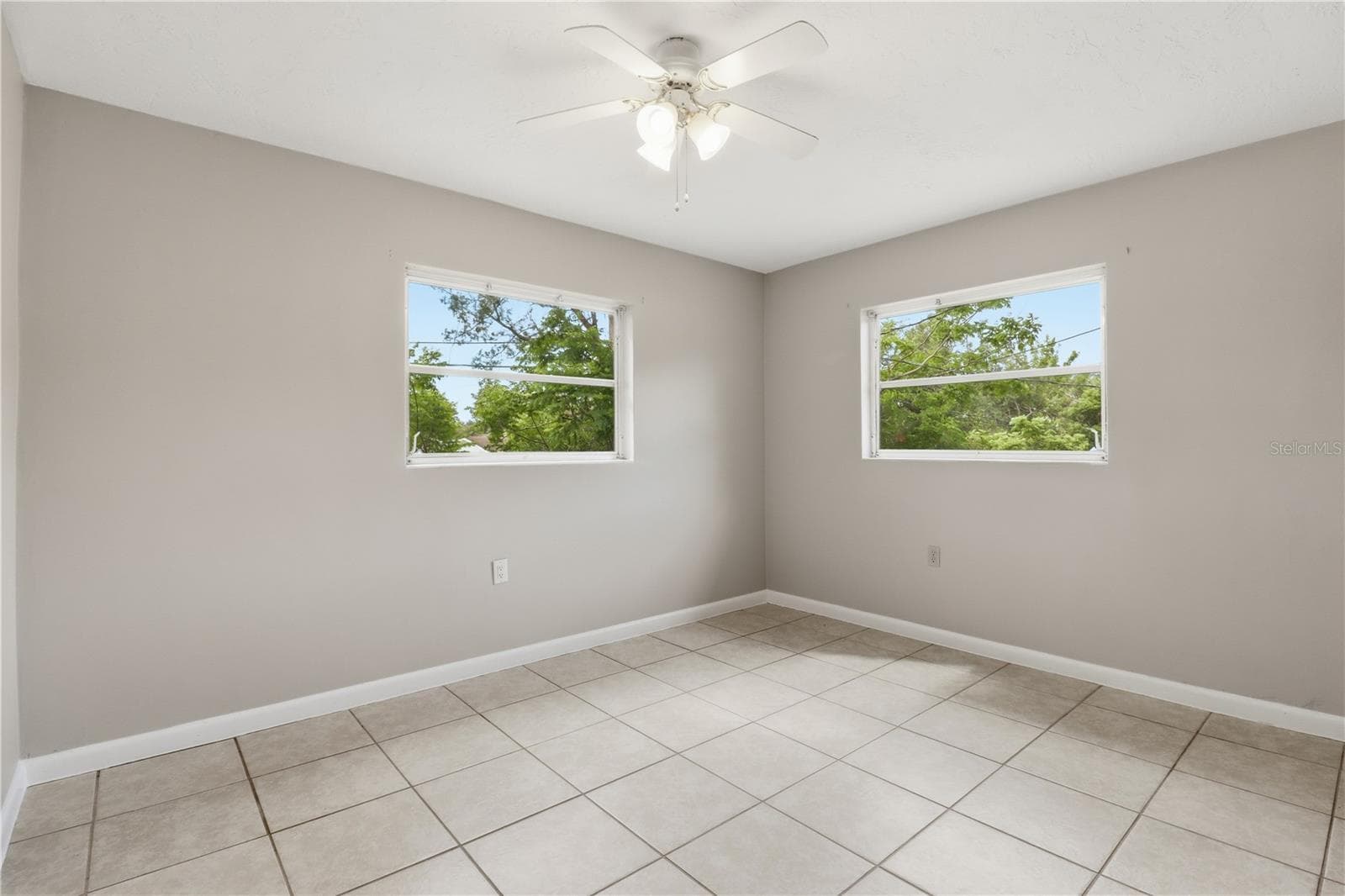 Single Family Residence at 38 REGINA BLVD, BEVERLY HILLS, photo 35 of 46