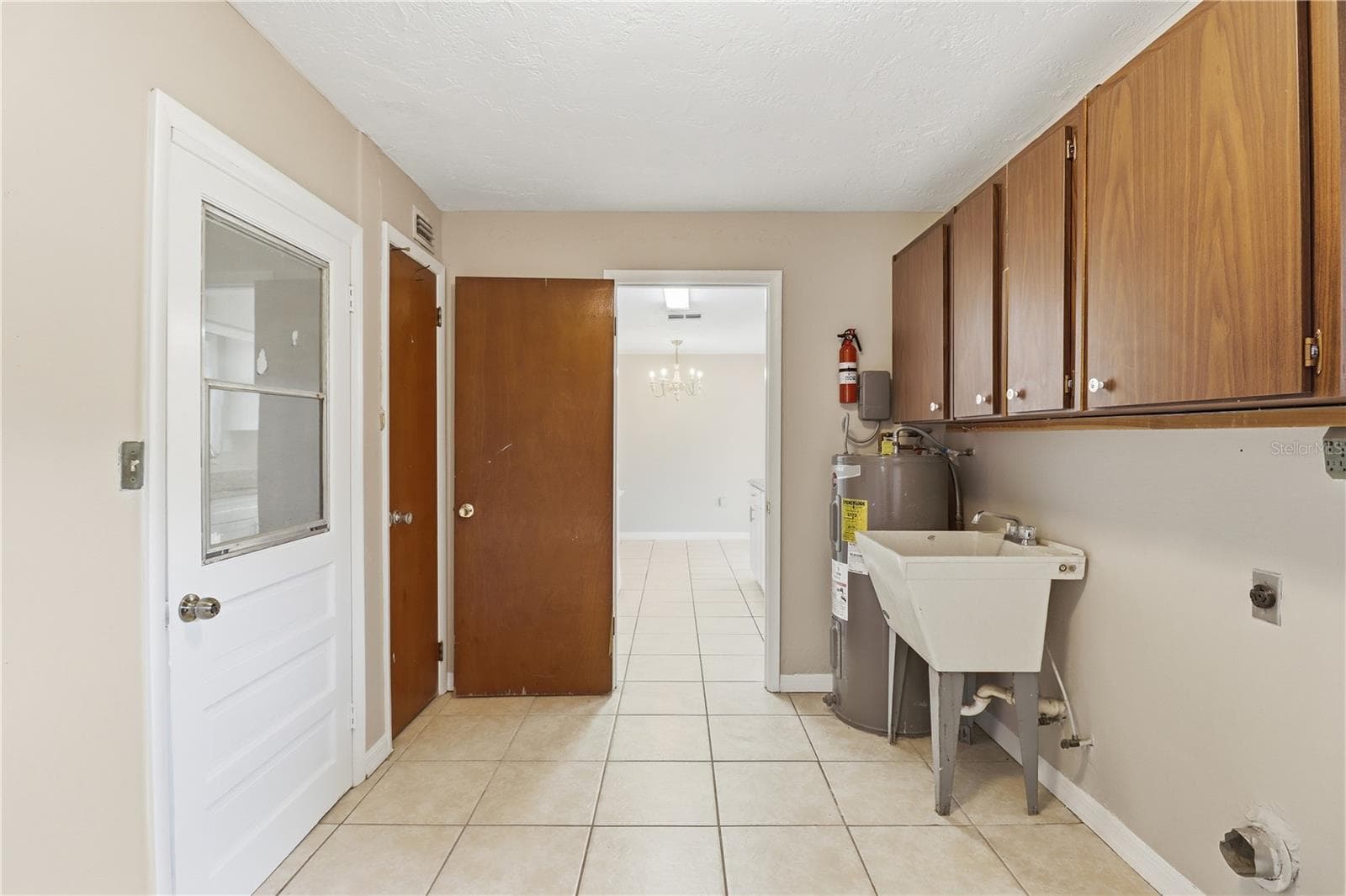 Single Family Residence at 38 REGINA BLVD, BEVERLY HILLS, photo 39 of 46