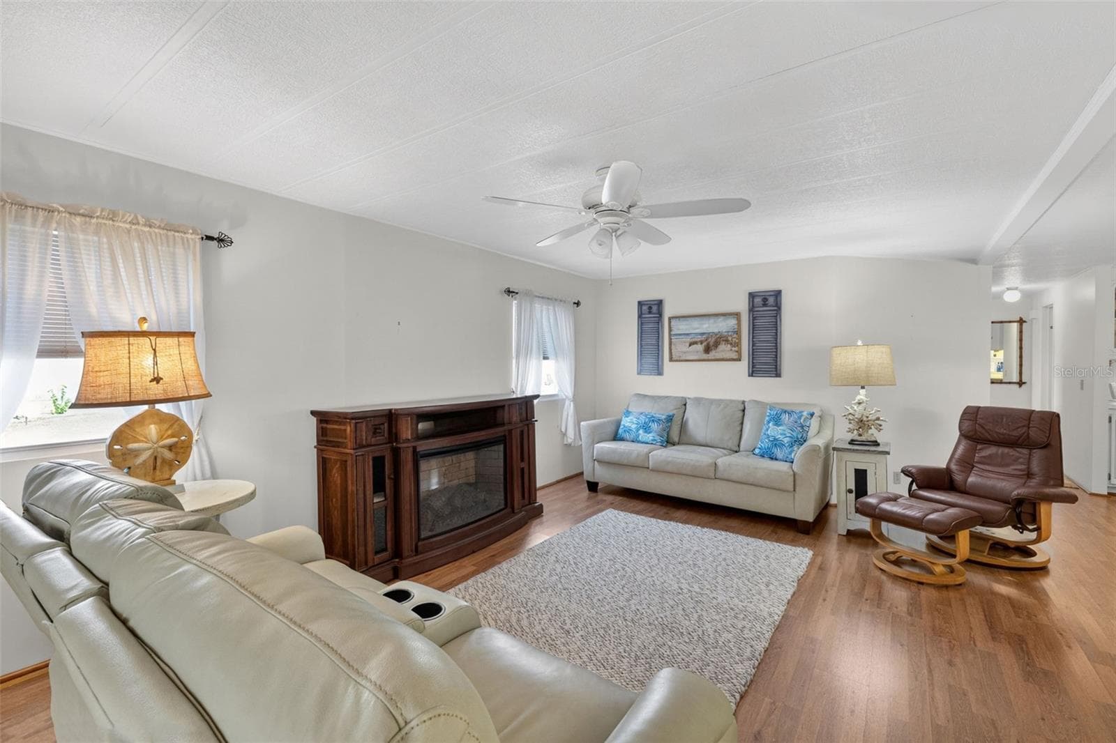 Manufactured Home at 322 ROBALO, NORTH PORT, photo 8 of 30