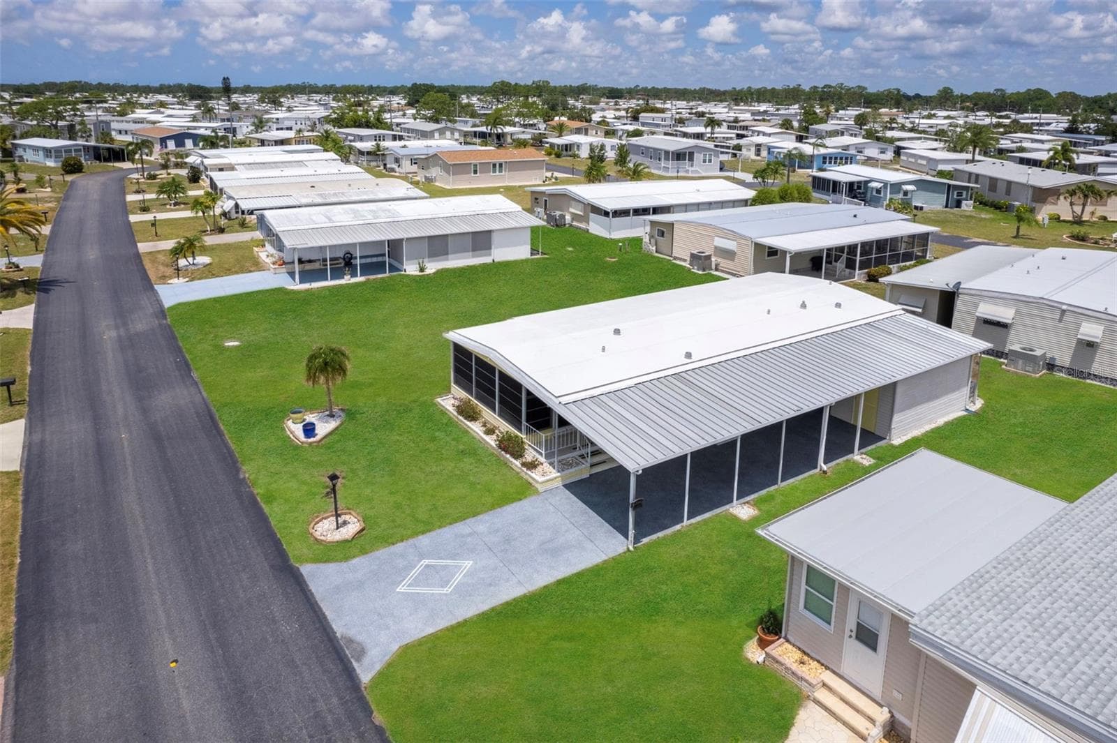 Manufactured Home at 322 ROBALO, NORTH PORT, photo 29 of 30