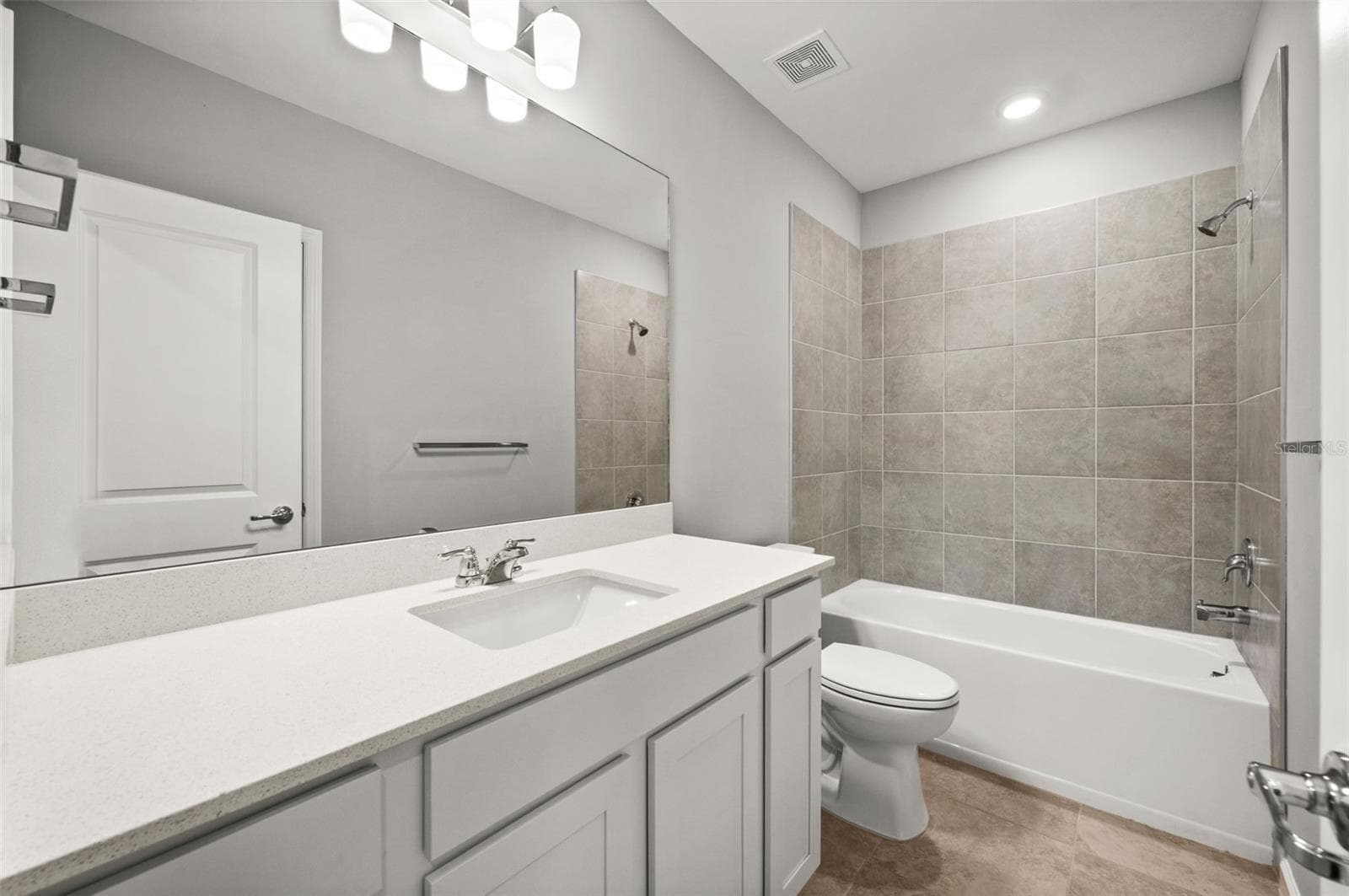 Single Family Residence at 44201 KELLY DR, PUNTA GORDA, photo 14 of 57