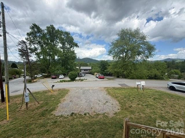 Single Family Residence at 5 Locust Street, Asheville, photo 7 of 12