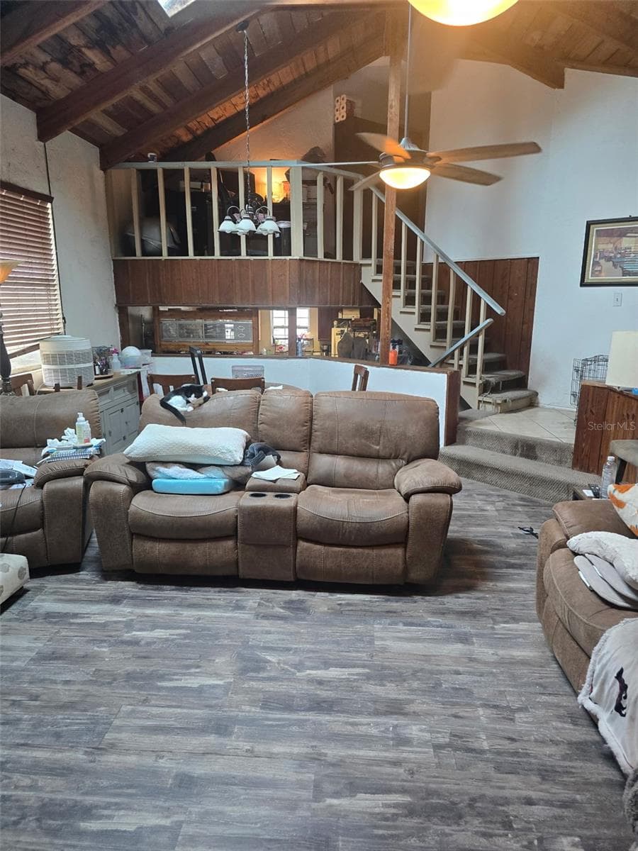 Living Room - 11069 NE 14TH AVE, BRANFORD