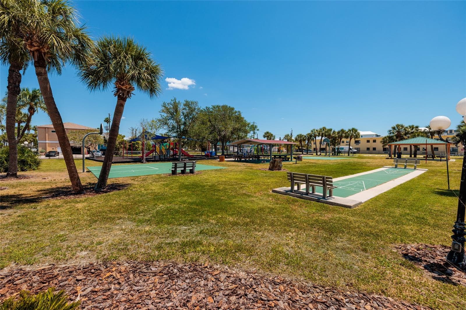 Condominium at 10 164TH AVE #1, REDINGTON BEACH, photo 26 of 38