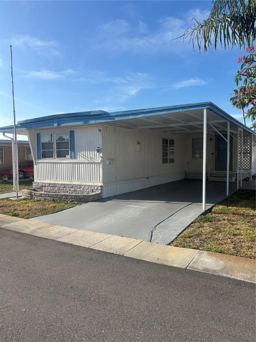 Mobile Home at 7901 40TH AVE N #60, ST PETERSBURG, photo 3 of 42