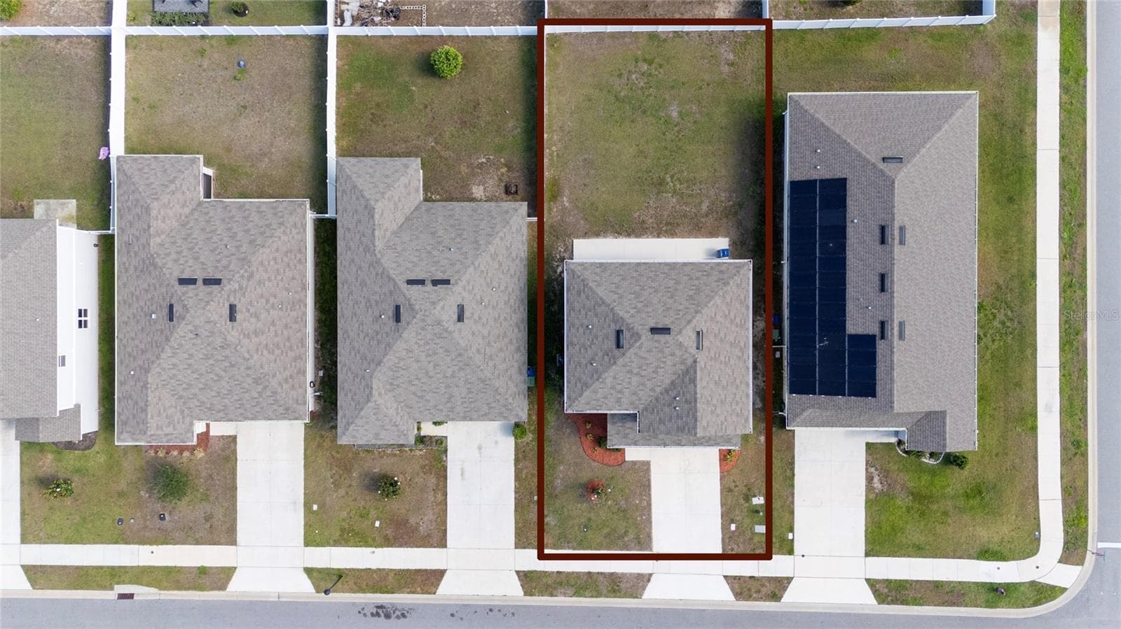 Single Family Residence at 339 LAKE SMART CIRCLE, WINTER HAVEN, photo 3 of 36