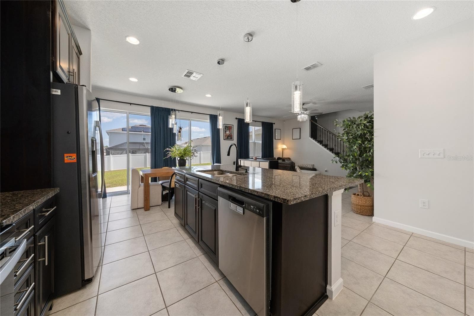 Single Family Residence at 339 LAKE SMART CIRCLE, WINTER HAVEN, photo 11 of 36