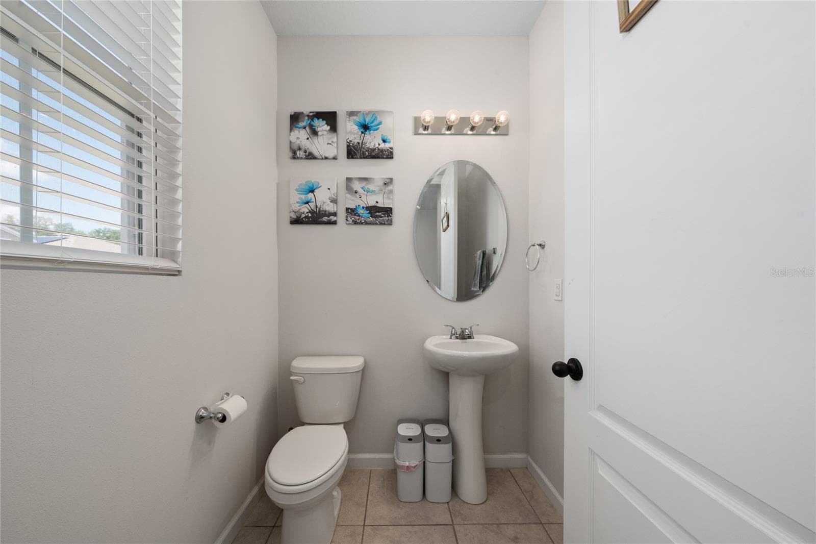 Single Family Residence at 339 LAKE SMART CIRCLE, WINTER HAVEN, photo 12 of 36