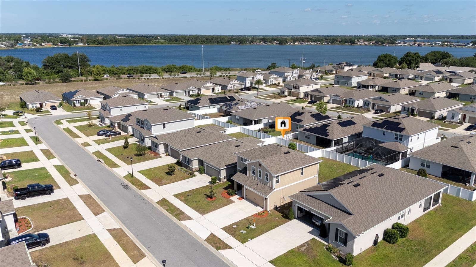 Single Family Residence at 339 LAKE SMART CIRCLE, WINTER HAVEN, photo 31 of 36