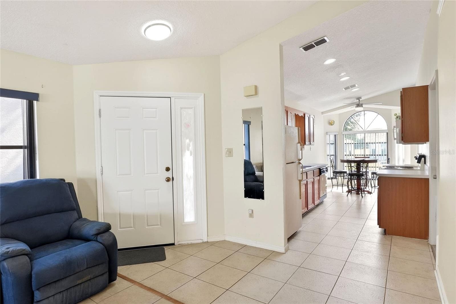 Single Family Residence at 6264 PEACOCK RUN, LAKELAND, photo 7 of 36