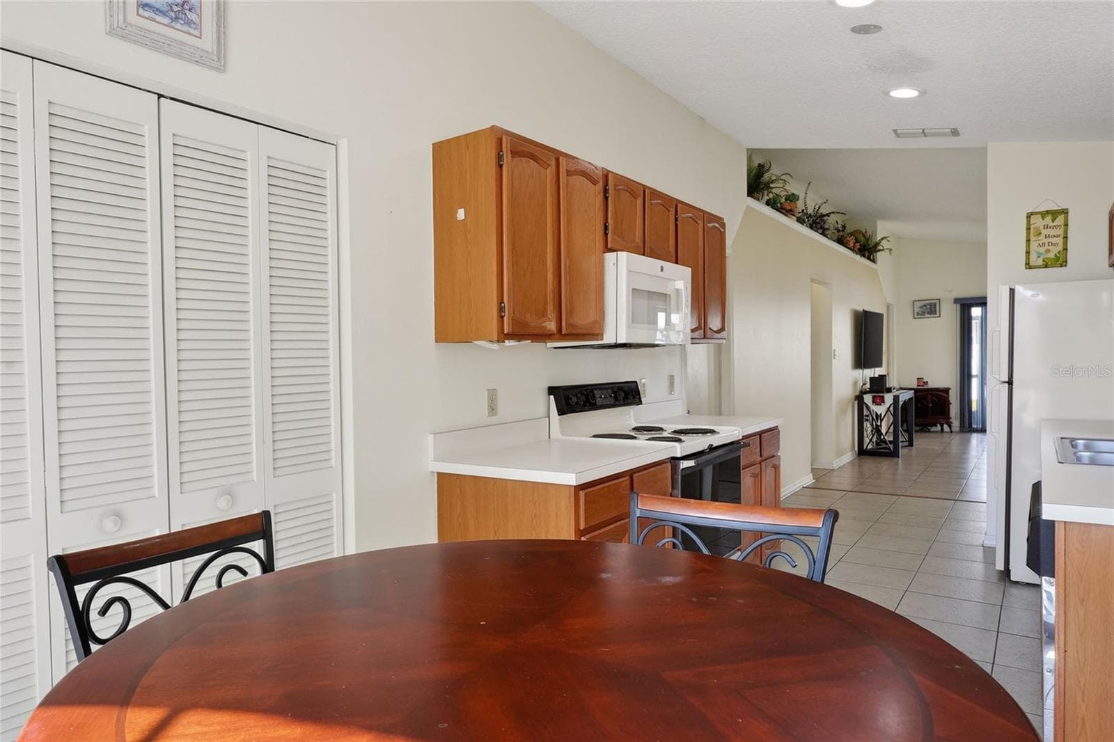 Single Family Residence at 6264 PEACOCK RUN, LAKELAND, photo 11 of 36