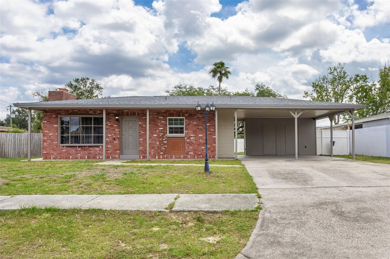Single Family Residence at 8303 TEMPLE PARK DR, TAMPA, photo 7 of 25