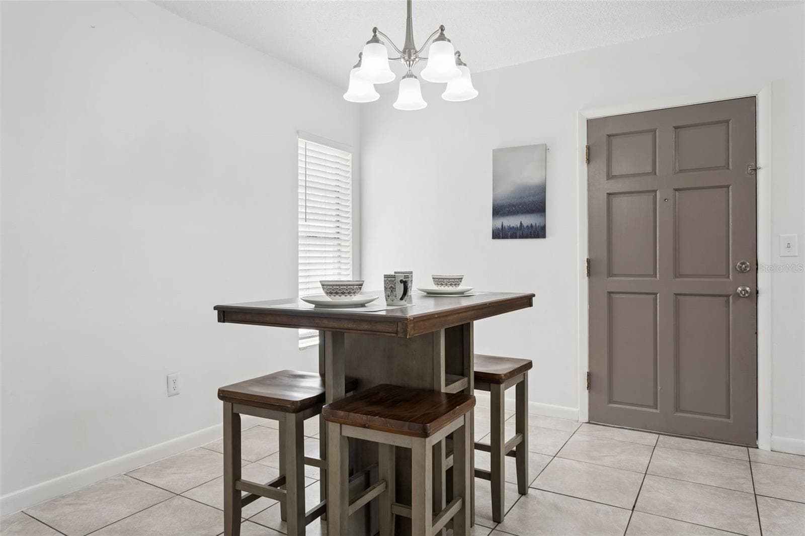 Single Family Residence at 8303 TEMPLE PARK DR, TAMPA, photo 13 of 25