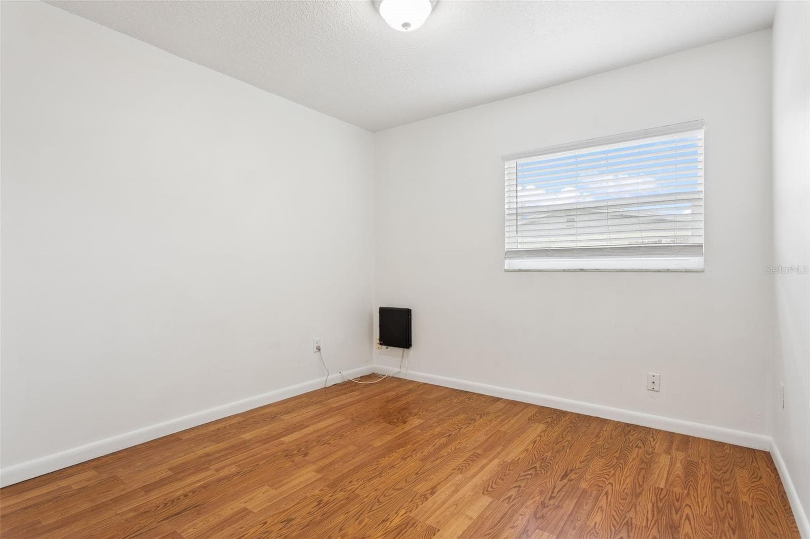Single Family Residence at 8303 TEMPLE PARK DR, TAMPA, photo 18 of 25