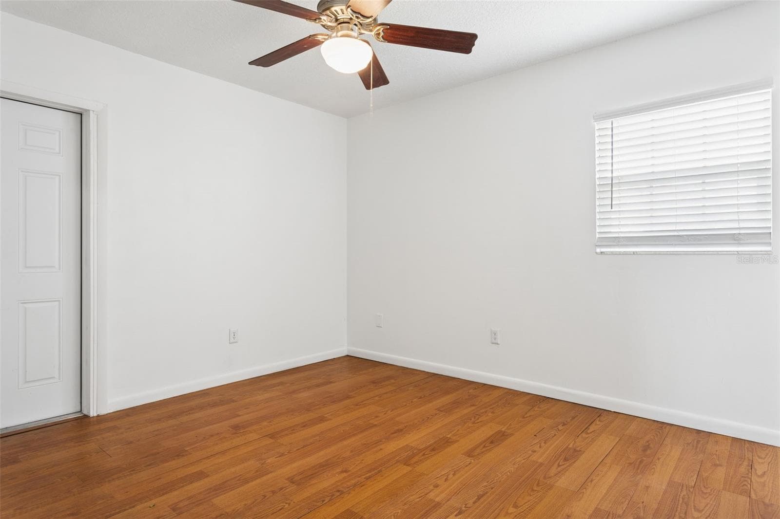 Single Family Residence at 8303 TEMPLE PARK DR, TAMPA, photo 19 of 25