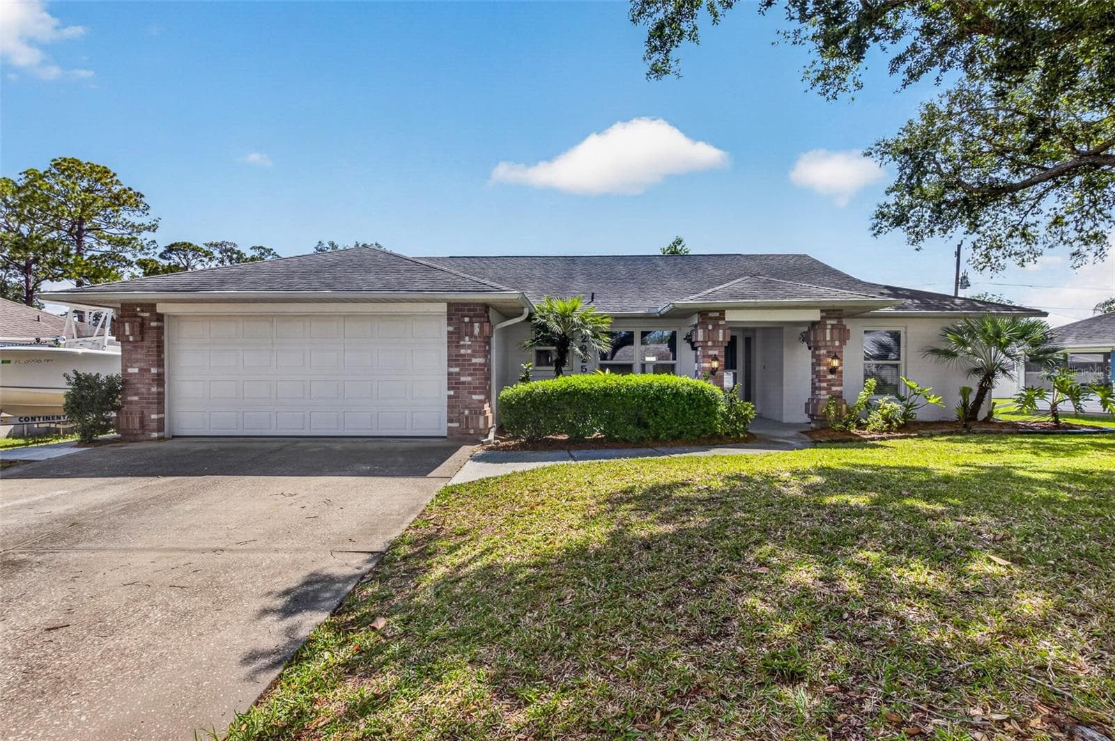 Single Family Residence at 2225 VISTA PALM DR, EDGEWATER, photo 2 of 59