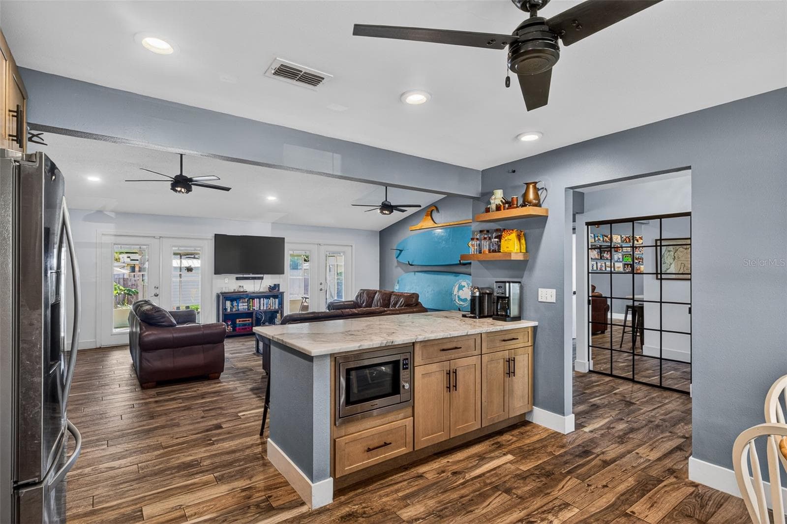 Single Family Residence at 2225 VISTA PALM DR, EDGEWATER, photo 3 of 59