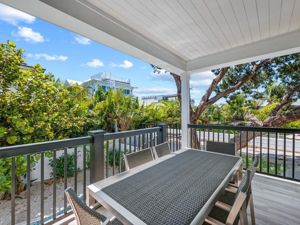 Single Family Residence at 204 COOLIDGE DR, SARASOTA, photo 52 of 90