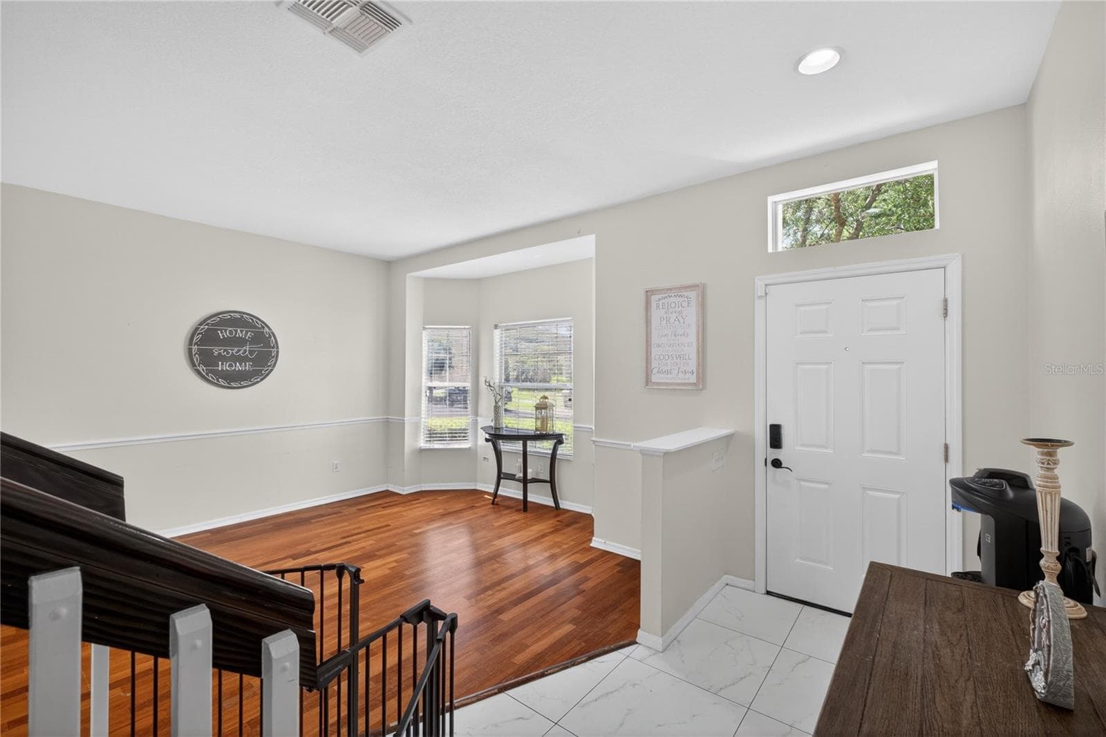 Single Family Residence at 14903 YORKSHIRE RUN DR, ORLANDO, photo 3 of 37
