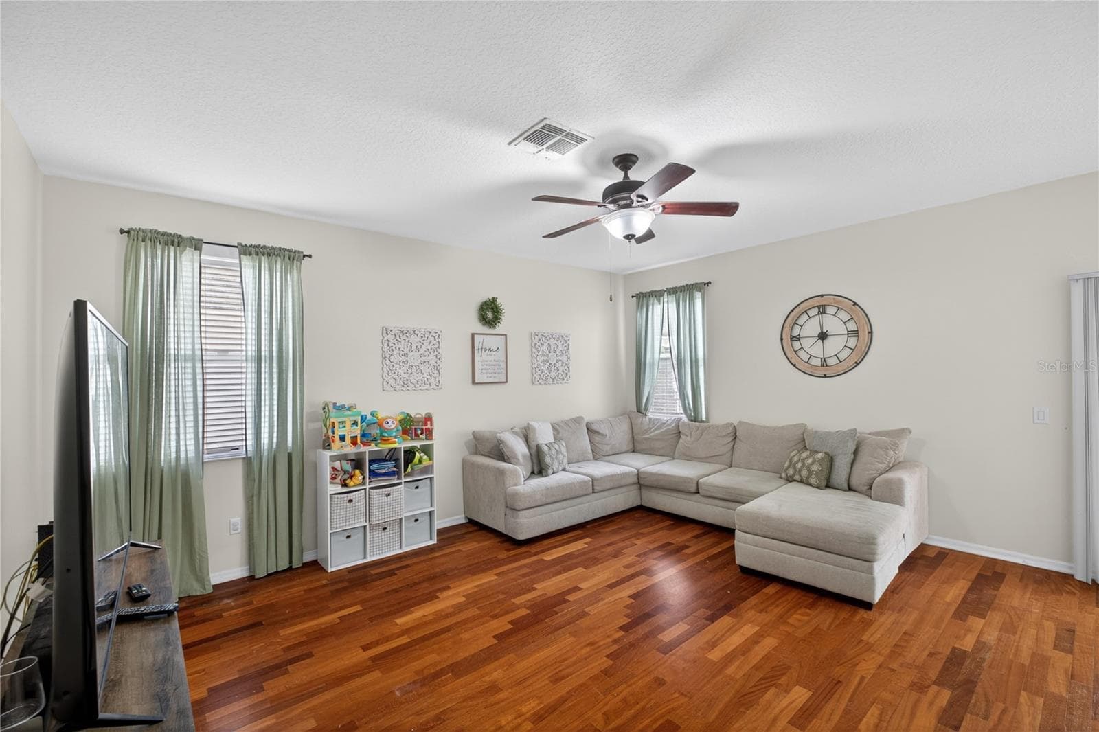 Single Family Residence at 14903 YORKSHIRE RUN DR, ORLANDO, photo 12 of 37