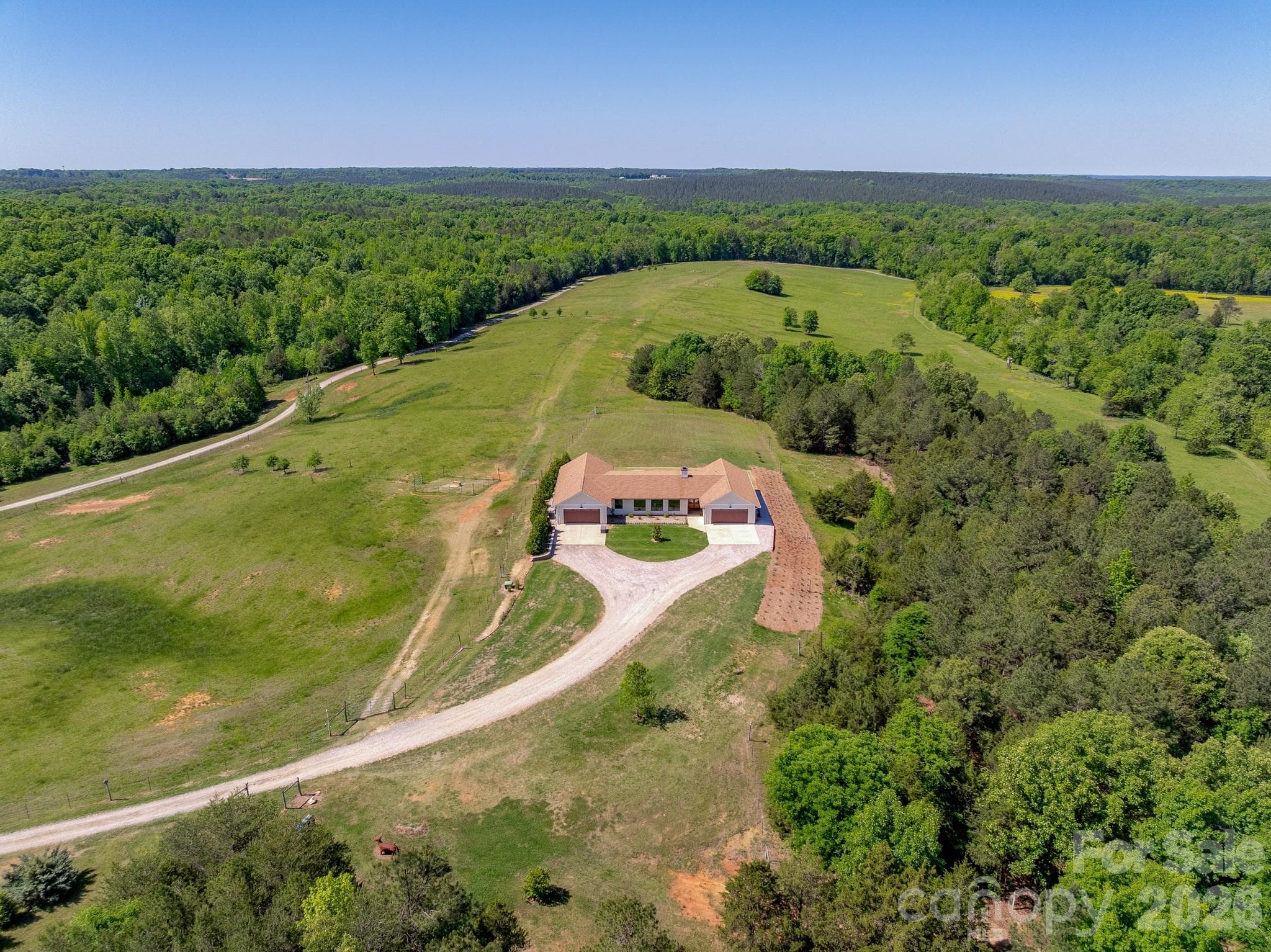 Single Family Residence at York, photo 2 of 45