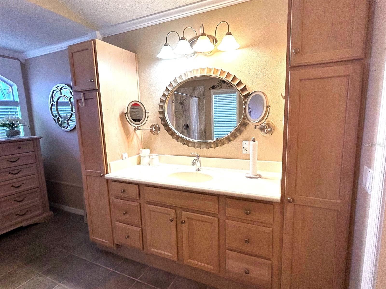 Single Family Residence at 18530 WATER LILY LN, HUDSON, photo 13 of 44