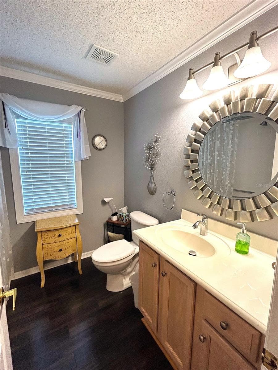 Single Family Residence at 18530 WATER LILY LN, HUDSON, photo 18 of 44