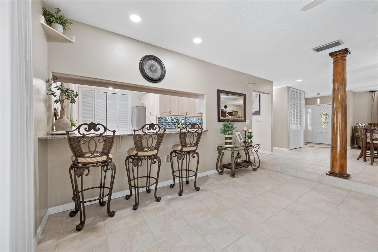 Single Family Residence at 15314 LAKE MAGDALENE BLVD, TAMPA, photo 27 of 88
