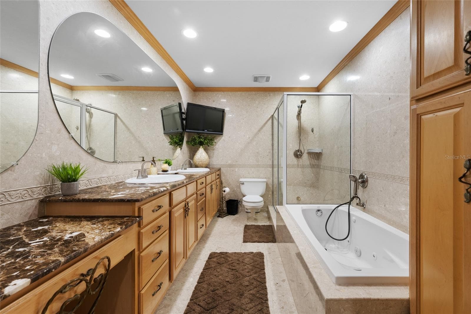 Primary Bathroom - 15314 LAKE MAGDALENE BLVD, TAMPA