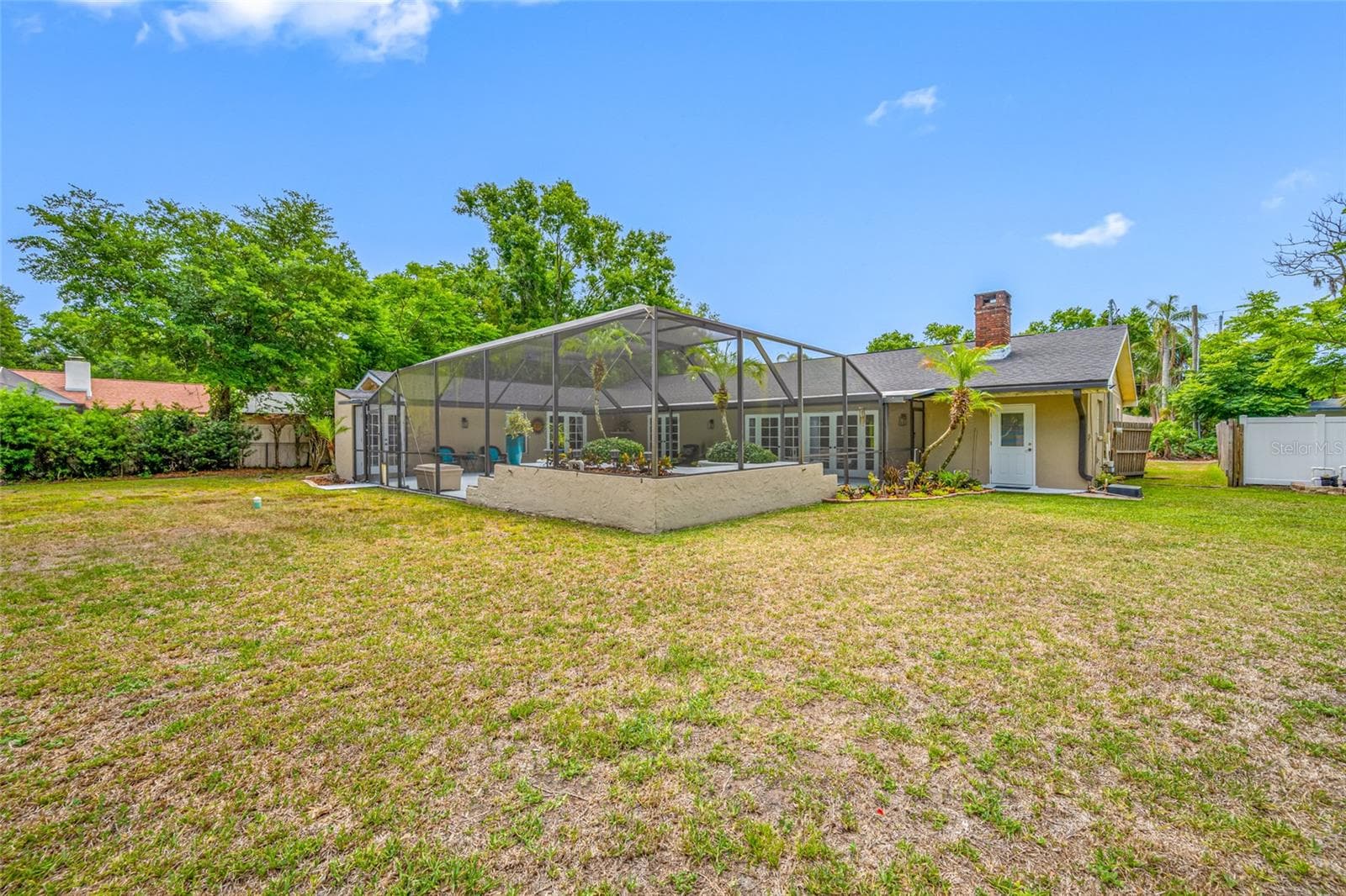 Single Family Residence at 15314 LAKE MAGDALENE BLVD, TAMPA, photo 78 of 88