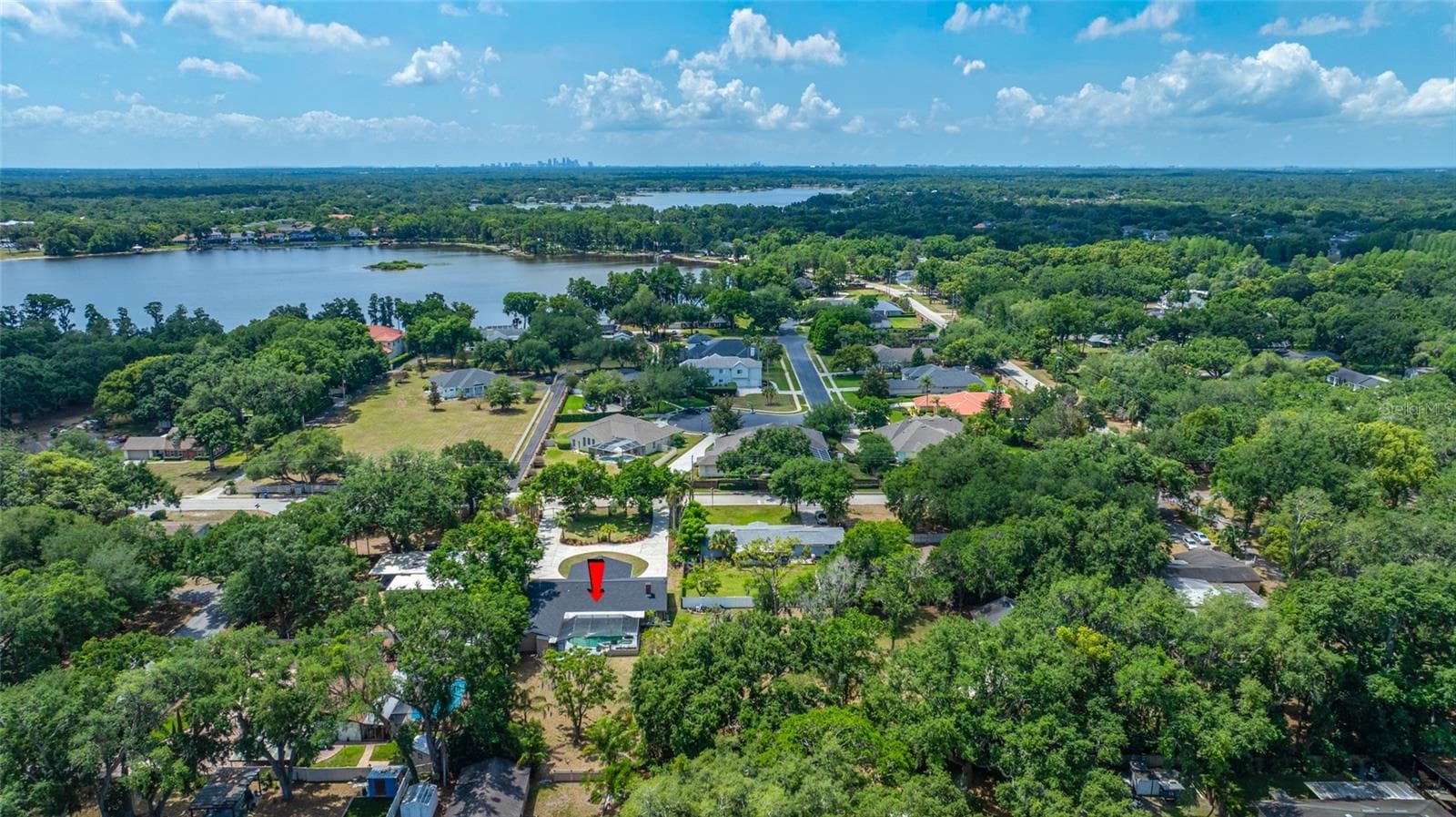 Single Family Residence at 15314 LAKE MAGDALENE BLVD, TAMPA, photo 87 of 88