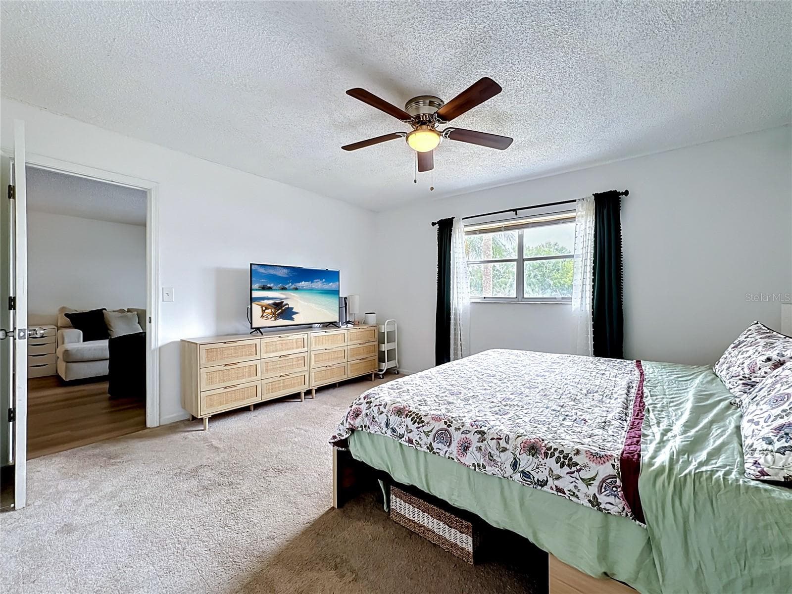 Condominium at 5507 FOUNTAIN LAKE CIR #B206, BRADENTON, photo 19 of 33