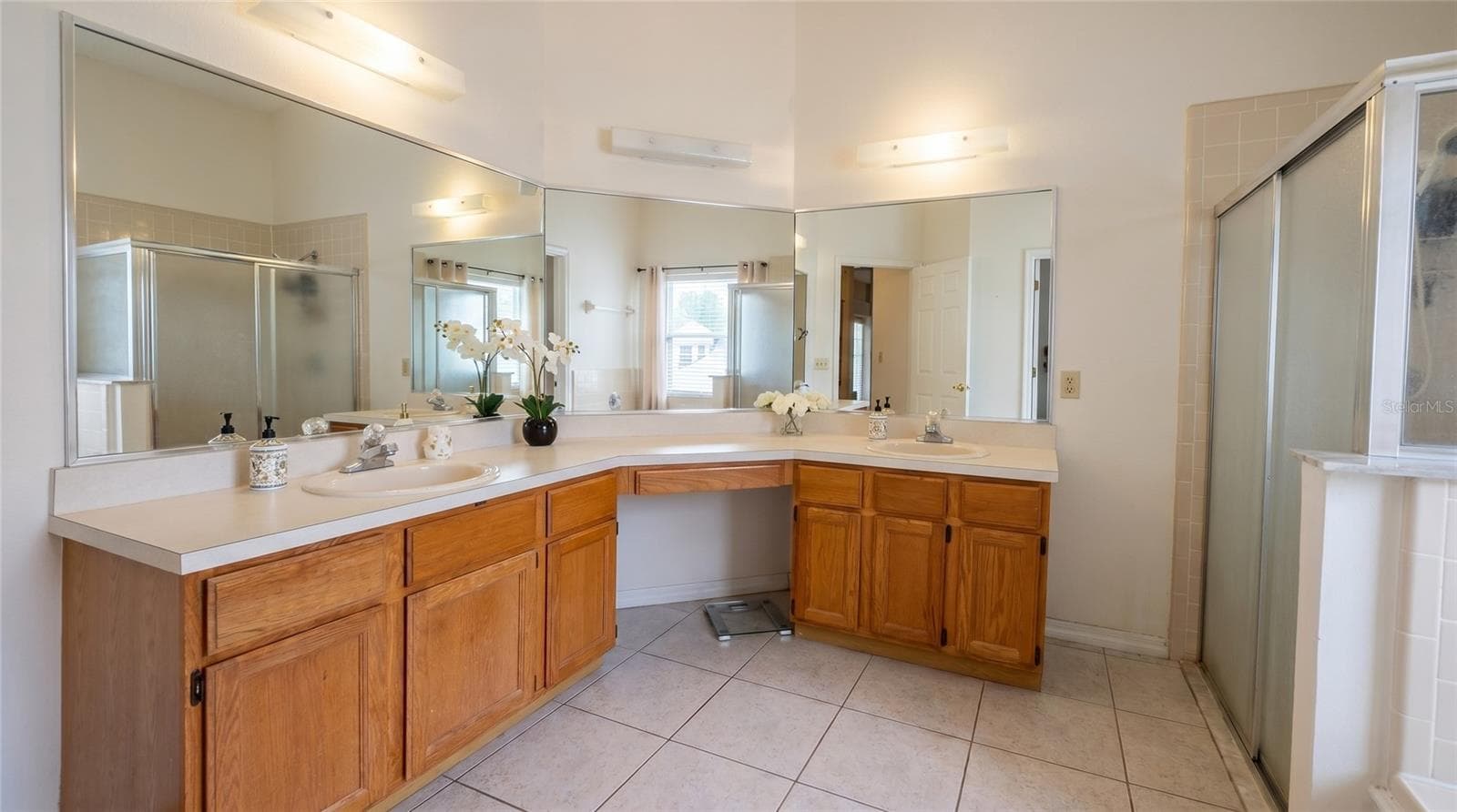 Single Family Residence at 2003 TIPTREE CIR, ORLANDO, photo 23 of 33