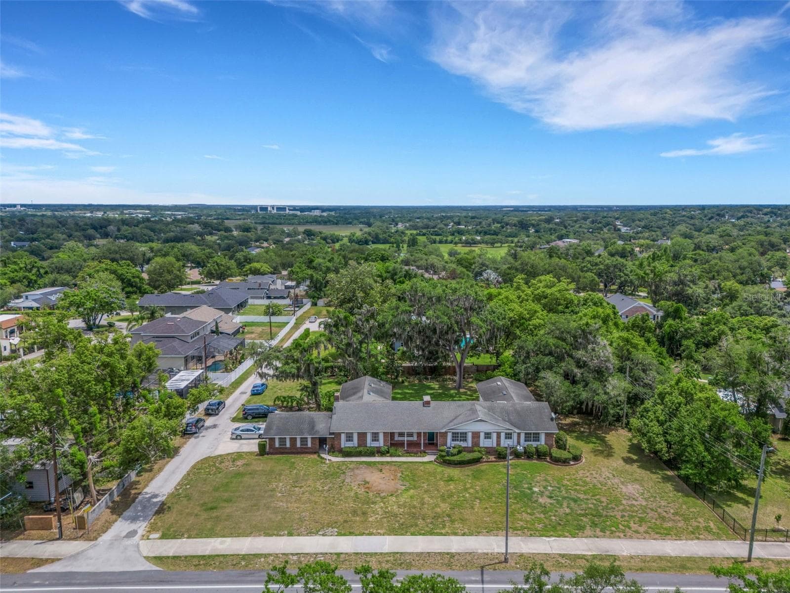 Single Family Residence at 4200 CLEVELAND HEIGHTS BLVD, LAKELAND, photo 45 of 50