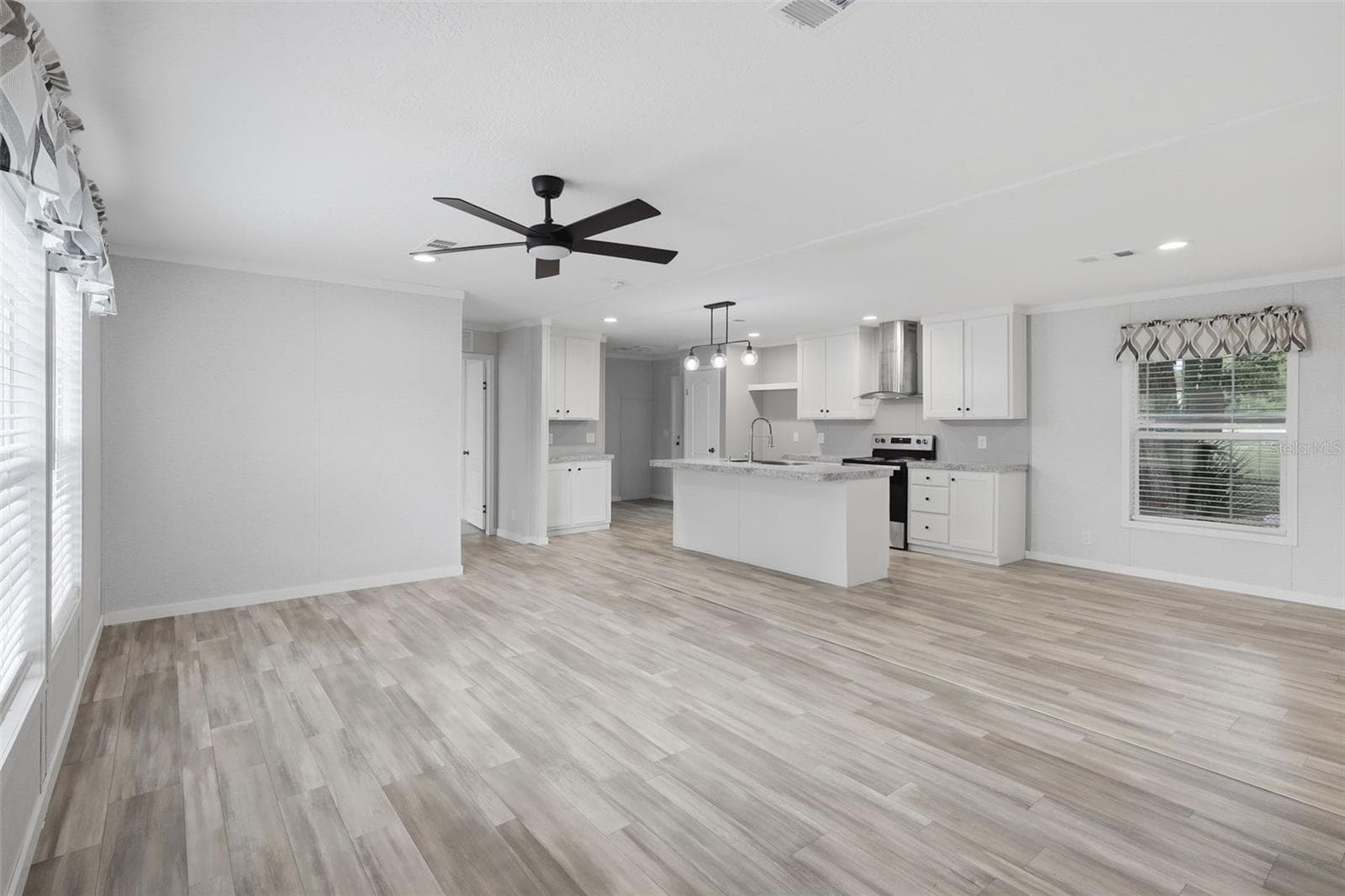 Manufactured Home at 781 BAYOU DR, CASSELBERRY, photo 19 of 26