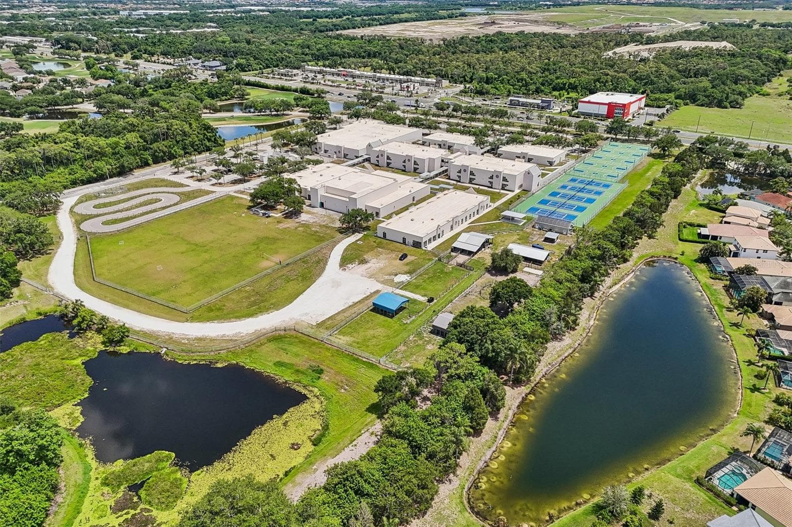 Condominium at 1003 FAIRWAYCOVE LN #201, BRADENTON, photo 60 of 68