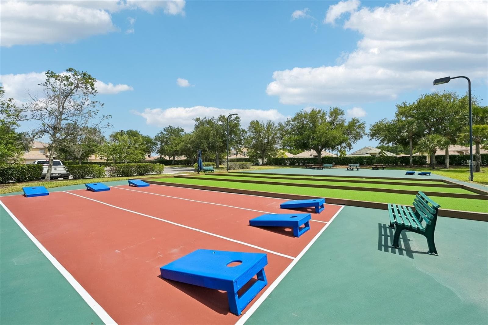 CORNHOLE RECREATION - 1003 FAIRWAYCOVE LN #201, BRADENTON