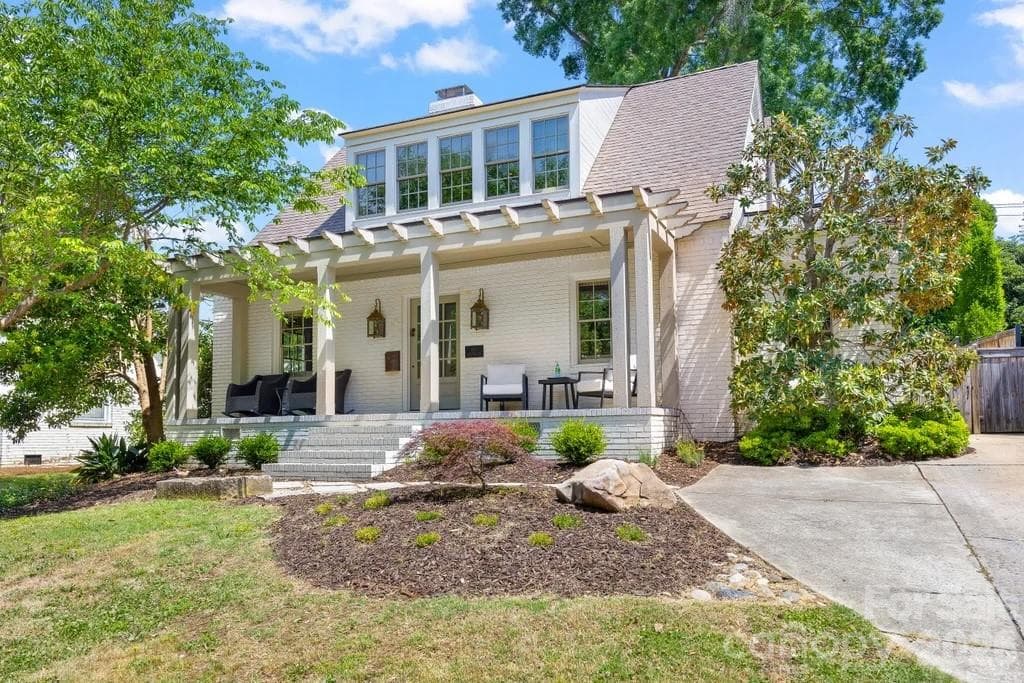 Covered Front Porch - Charlotte