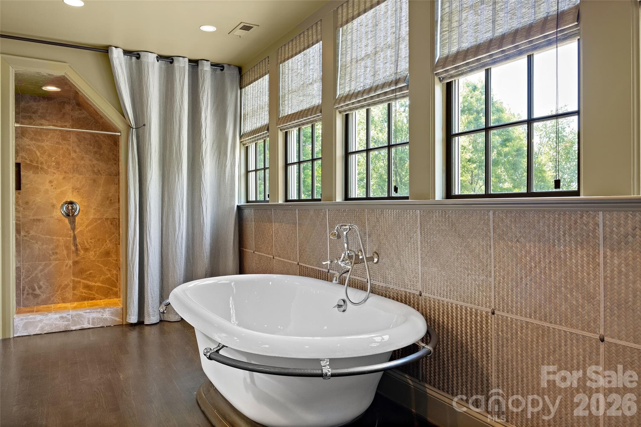 Full Bathroom Upstairs - 208 Wales Avenue, Charlotte