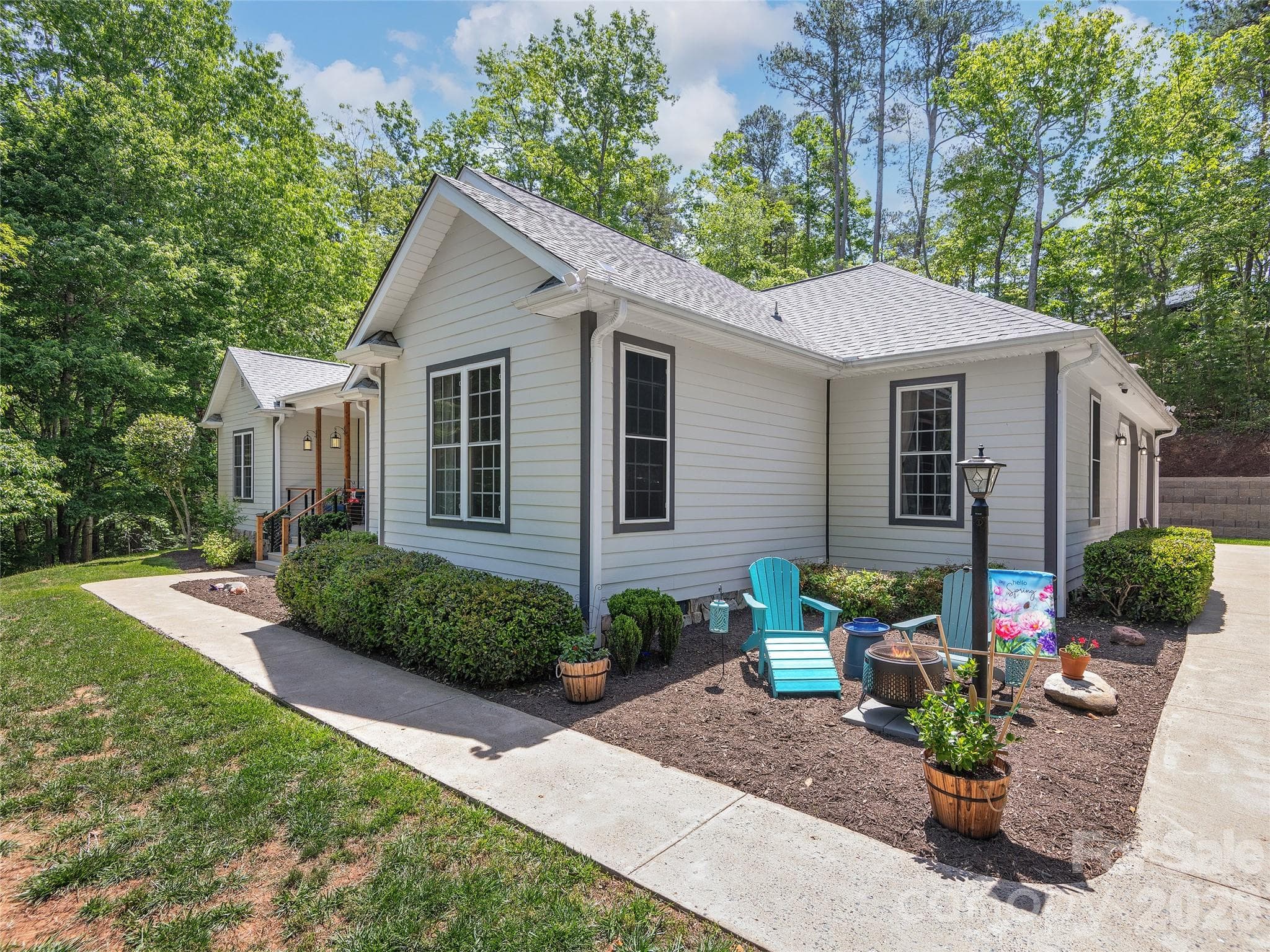 Single Family Residence at Mill Spring, photo 2 of 33