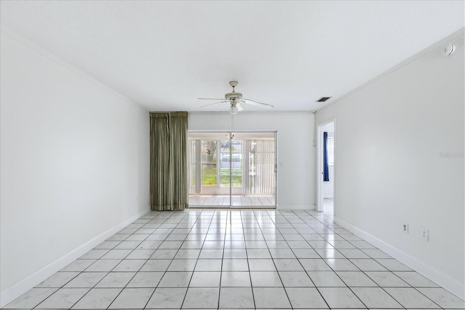 Condominium at 9914 SEBASTIAN CT, BRADENTON, photo 9 of 60