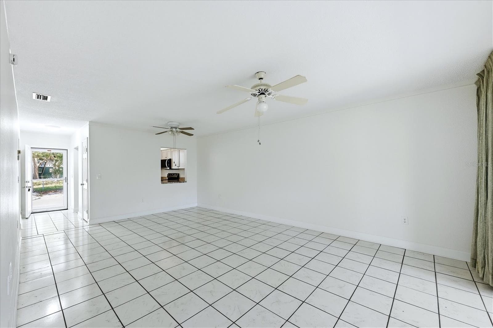 Condominium at 9914 SEBASTIAN CT, BRADENTON, photo 11 of 60