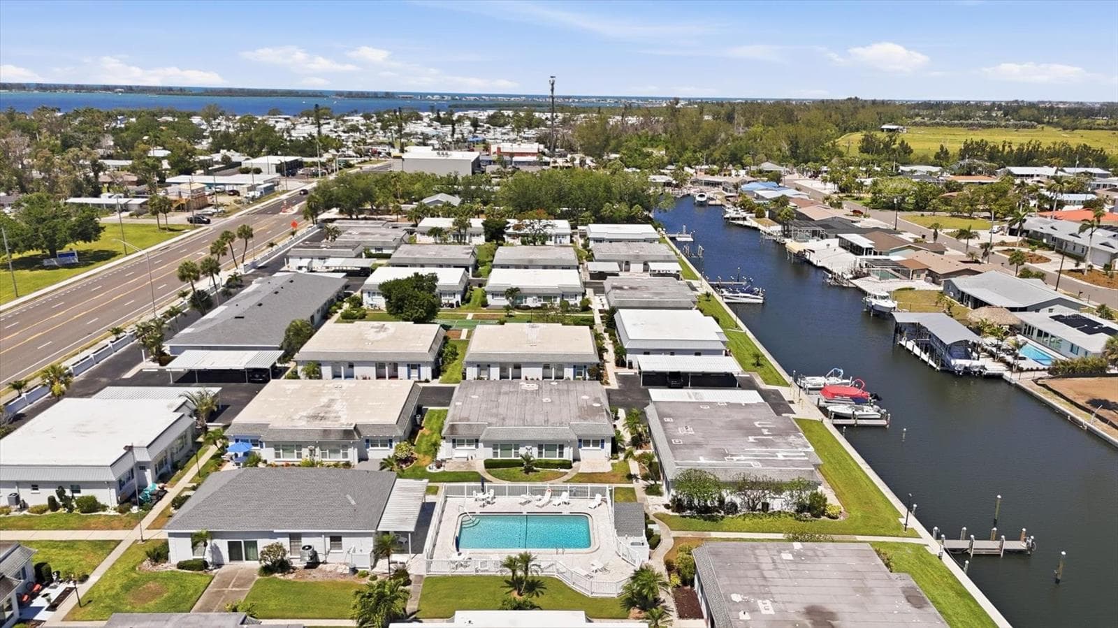 Condominium at 9914 SEBASTIAN CT, BRADENTON, photo 30 of 60