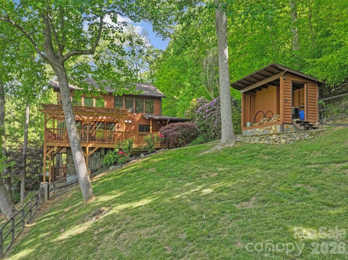 Single Family Residence at Mars Hill, photo 6 of 48