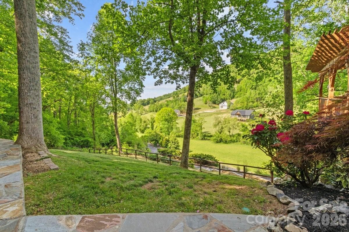 Single Family Residence at Mars Hill, photo 9 of 48