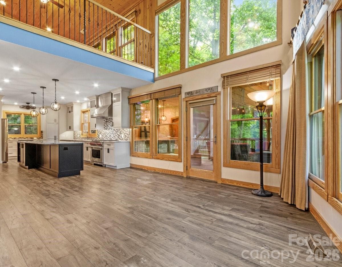 Single Family Residence at Mars Hill, photo 19 of 48