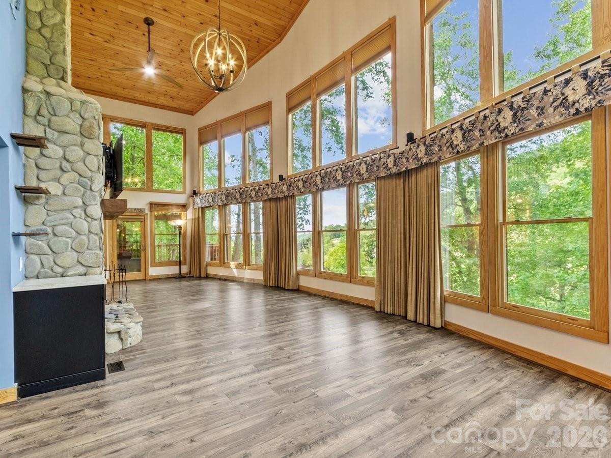 Single Family Residence at Mars Hill, photo 23 of 48