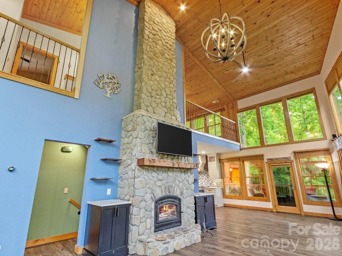 Single Family Residence at Mars Hill, photo 25 of 48