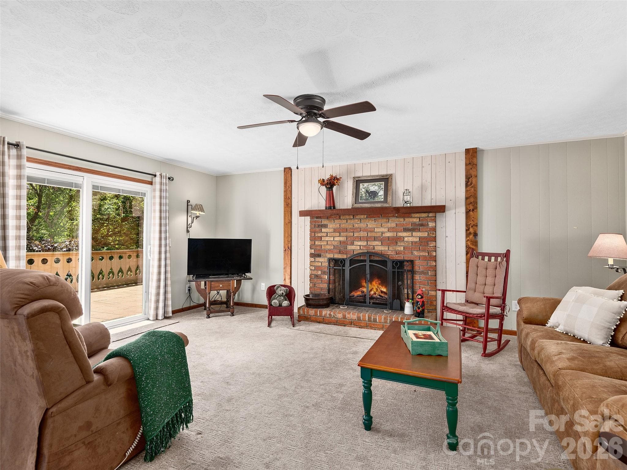 Single Family Residence at 185 Indian Springs Road, Clyde, photo 4 of 23